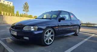 Foto 3 di 16: Ford Escort RS2000 F1 Edition | 1996 | Route 66 Auctions