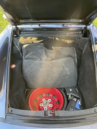 Foto 8 von 8: Porsche 911 Carrera 4 Cabriolet | 1990 | Route 66 Auctions