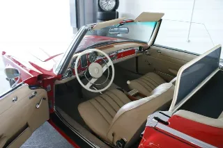 Foto 6 di 8: Mercedes-Benz 250 SL | 1967 | Route 66 Auctions