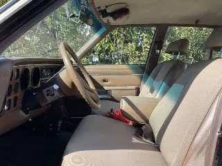 Foto 2 di 8: Dodge Diplomat | 1988 | Route 66 Auctions