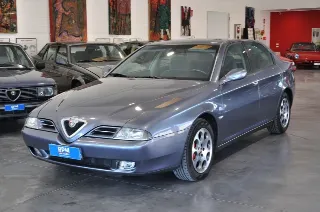 Foto 3 di 25: Alfa Romeo 166 2.0i V6 turbo cat Super