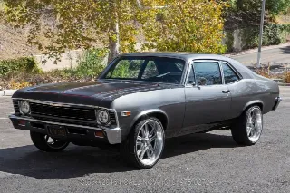 Foto 10 di 24: 1968 Chevrolet Nova