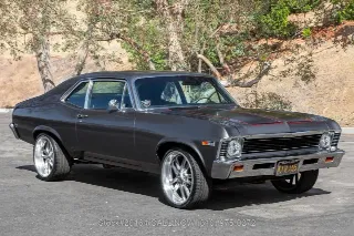 Foto 4 di 24: 1968 Chevrolet Nova