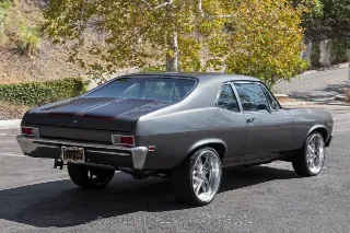 Foto 6 di 24: 1968 Chevrolet Nova