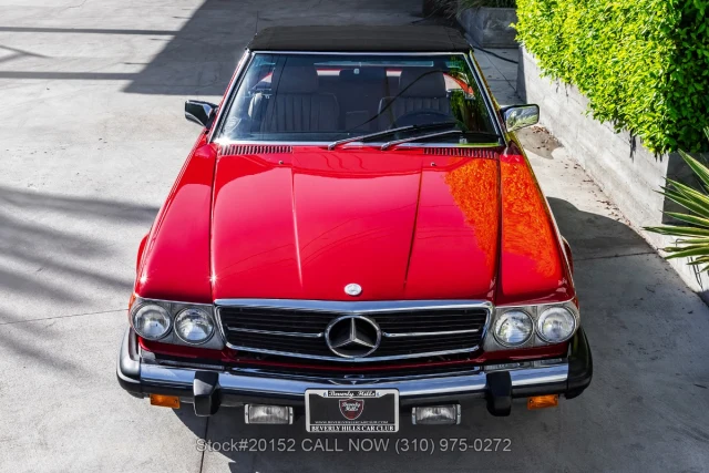 Foto 10 di 24: 1985 Mercedes Benz 380SL