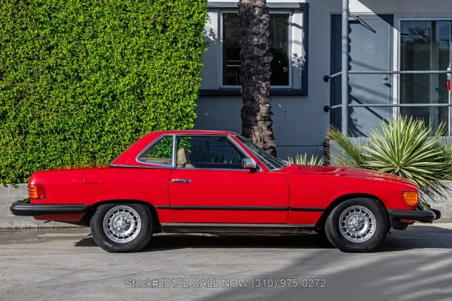 Foto 17 di 24: 1985 Mercedes Benz 380SL