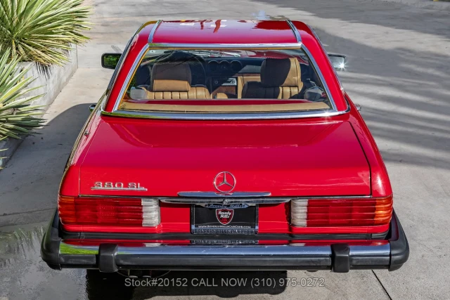 Foto 18 di 24: 1985 Mercedes Benz 380SL