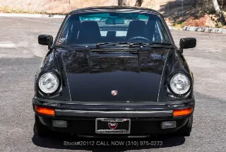 Foto 2 di 24: 1986 Porsche Carrera