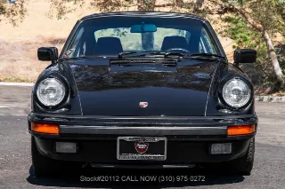 Foto 3 di 24: 1986 Porsche Carrera