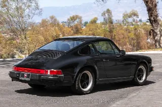 Foto 6 di 24: 1986 Porsche Carrera