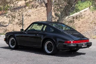 Foto 8 di 24: 1986 Porsche Carrera