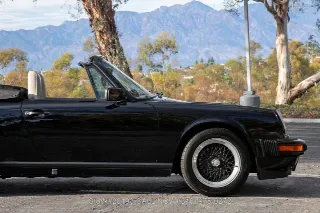 Foto 19 di 24: 1988 Porsche Carrera