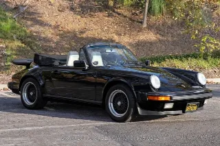 Foto 4 di 24: 1988 Porsche Carrera