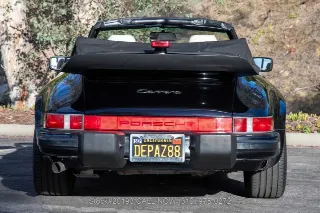 Foto 8 di 24: 1988 Porsche Carrera