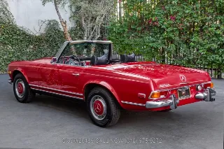 Foto 7 di 24: 1970 Mercedes Benz 280SL