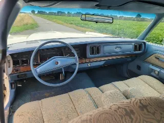 Foto 2 di 7: Chrysler Newport | 1977 | Route 66 Auctions