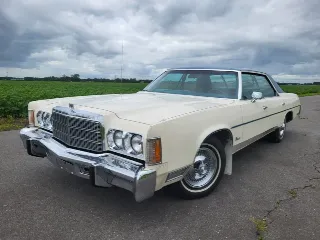Foto 3 di 7: Chrysler Newport | 1977 | Route 66 Auctions