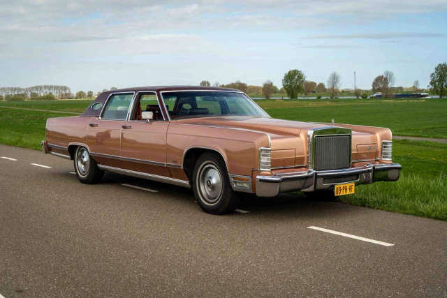 Lincoln Continental Town Car | 1979 | Route 66 Auctions
