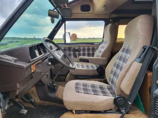 Foto 2 di 8: Volkswagen T3 Dehler Camper | 1985 | Route 66 Auctions