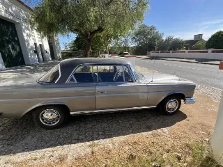 Foto 3 di 8: Mercedes-Benz 220 SEb Coupé | 1961 | Route 66 Auctions