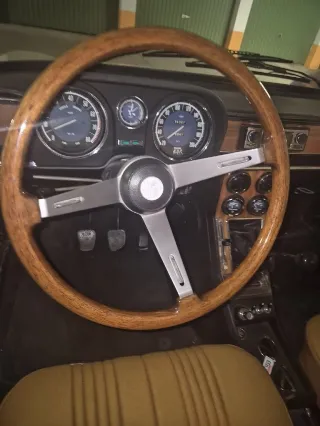 Foto 2 di 15: Alfa Romeo Giulia Nuova Super 1300 | Route 66 Auctions
