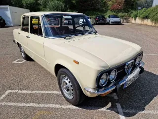 Foto 4 di 15: Alfa Romeo Giulia Nuova Super 1300 | Route 66 Auctions