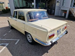 Foto 8 di 15: Alfa Romeo Giulia Nuova Super 1300 | Route 66 Auctions