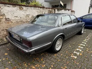 Foto 7 di 8: Jaguar XJ6 | Route 66 Auctions