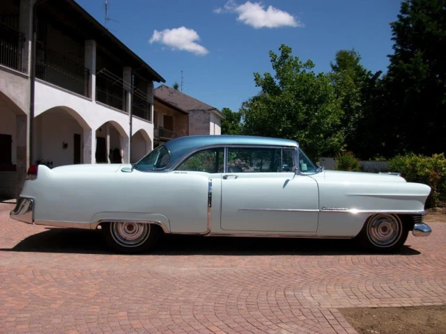 Cadillac Coupe de Ville | Route 66 Auctions