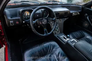 Foto 20 di 24: 1971 DeTomaso Pantera
