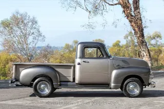 Foto 4 di 24: 1955 Chevrolet 3100