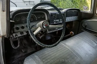 Foto 17 di 24: 1961 Chevrolet Apache 20 Camper