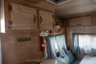 Foto 22 di 24: 1961 Chevrolet Apache 20 Camper
