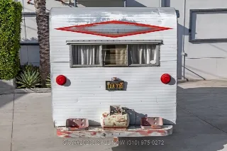 Foto 6 di 24: 1961 Chevrolet Apache 20 Camper