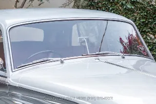 Foto 10 di 24: 1960 Bentley S2
