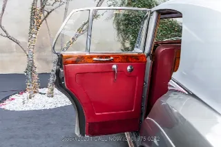Foto 18 di 24: 1960 Bentley S2