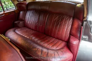 Foto 19 di 24: 1960 Bentley S2