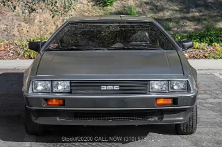 Foto 2 di 24: 1981 DeLorean DMC 12