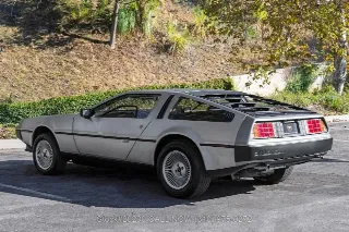 Foto 7 di 24: 1981 DeLorean DMC 12