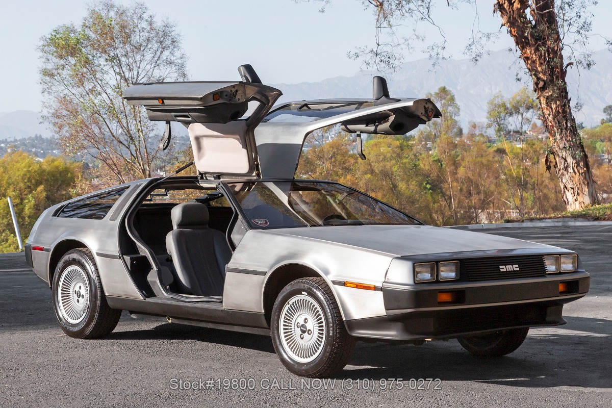 1983 DeLorean DMC 12