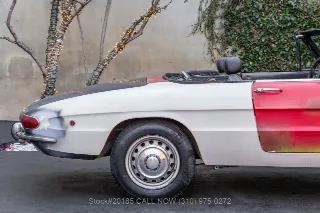 Foto 17 di 24: 1969 Alfa Romeo 1750 Spider