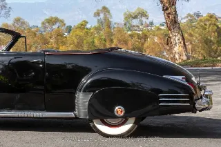 Foto 20 di 24: 1941 Cadillac Series 62