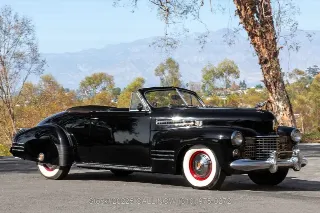 Foto 21 di 24: 1941 Cadillac Series 62