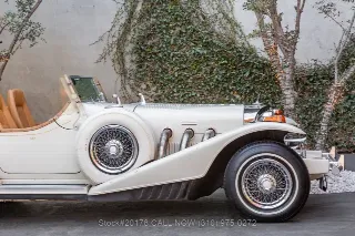 Foto 15 di 24: 1977 Excalibur Series III Phaeton