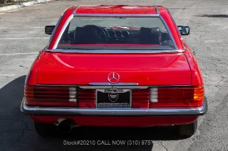 Foto 17 di 24: 1983 Mercedes Benz 280SL