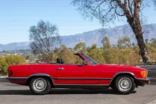 Foto 4 di 24: 1983 Mercedes Benz 280SL