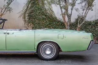 Foto 19 di 24: 1967 Lincoln Continental