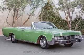 Foto 1 di 24: 1967 Lincoln Continental