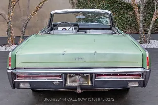Foto 6 di 24: 1967 Lincoln Continental