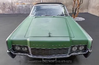 Foto 9 di 24: 1967 Lincoln Continental